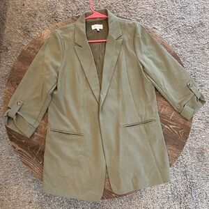Like new Skies are Blue loose blazer in Olive Green